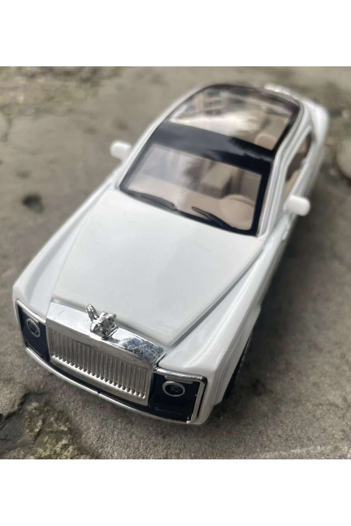 ماشین اسباب بازی ROLLS ROYCE SWEPTAIL 1:36 SCALE METAL PULL AND DROP TOY CAR WITH SOUND LIGHT WHITE İnternet Oyuncak
