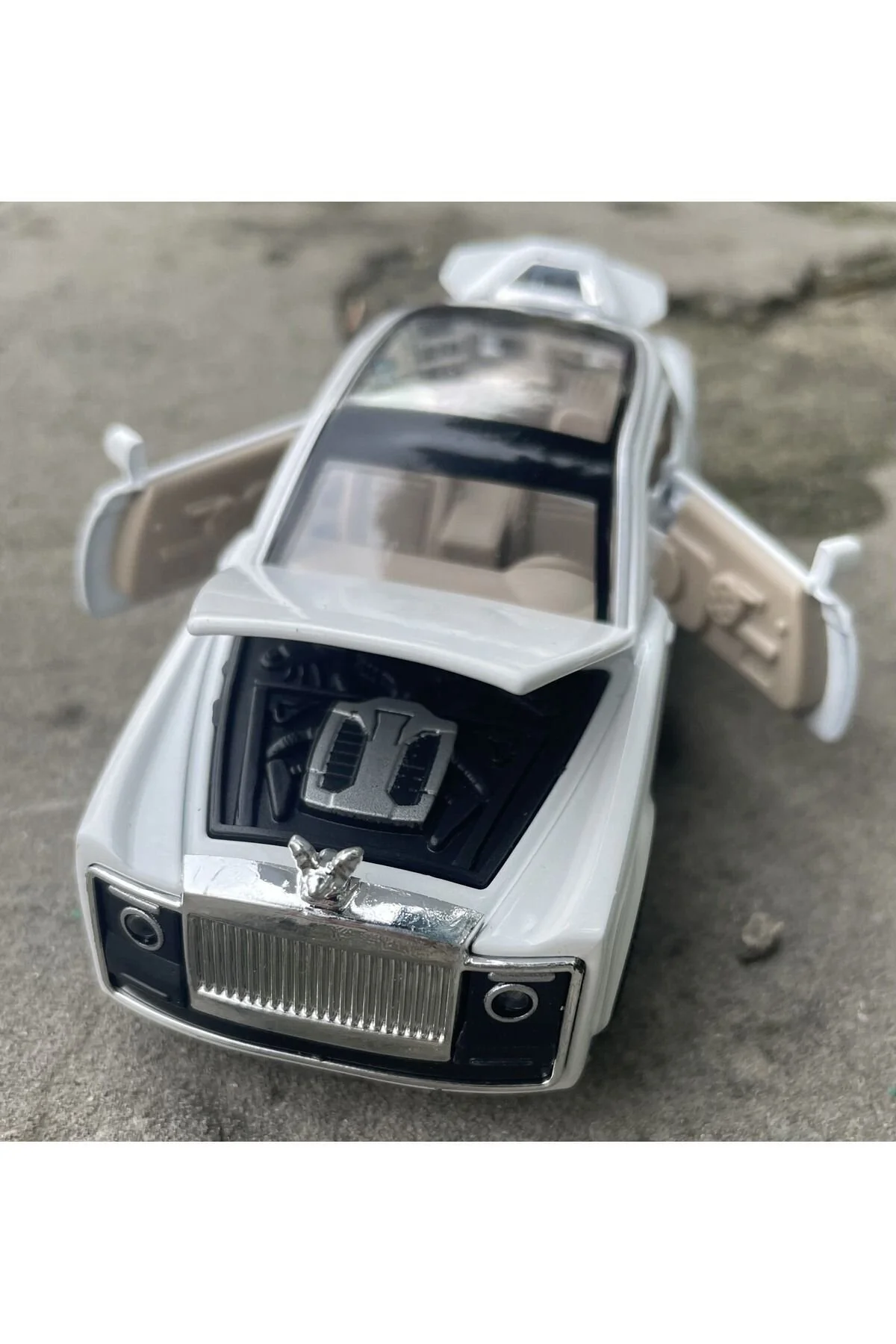 ماشین اسباب بازی ROLLS ROYCE SWEPTAIL 1:36 SCALE METAL PULL AND DROP TOY CAR WITH SOUND LIGHT WHITE İnternet Oyuncak