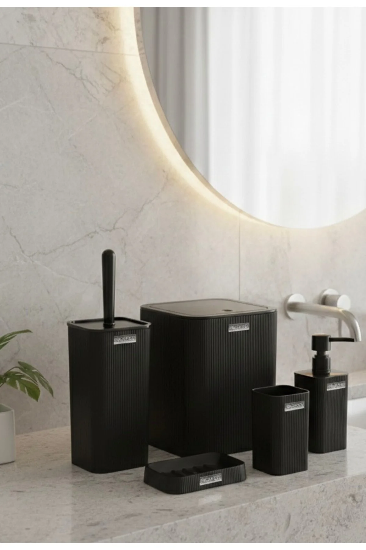 ست حمام مشکی مربع راه مینا OKY 420 Okyanus Home