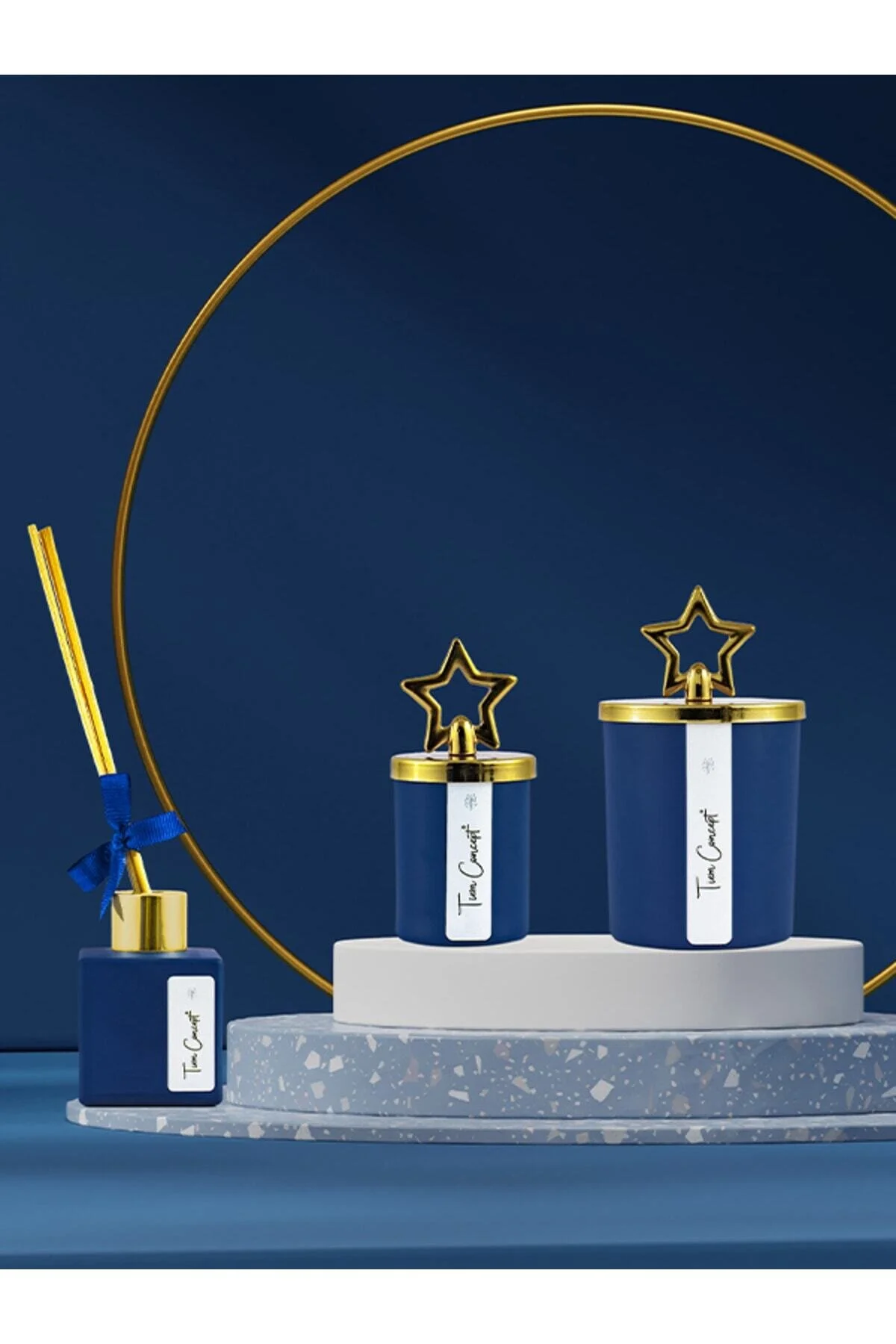 شمع و چراغ آبی طراحی ویژه با جعبه اقیانوس معطر بالای طلا Tiem Concept