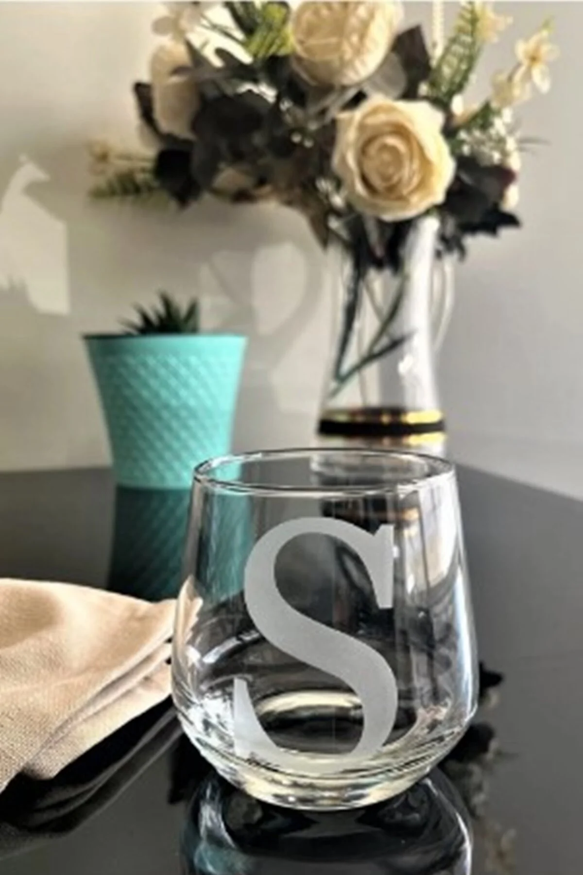 لیوان سفید شیشه ای با نام 1 DECOSTYLE