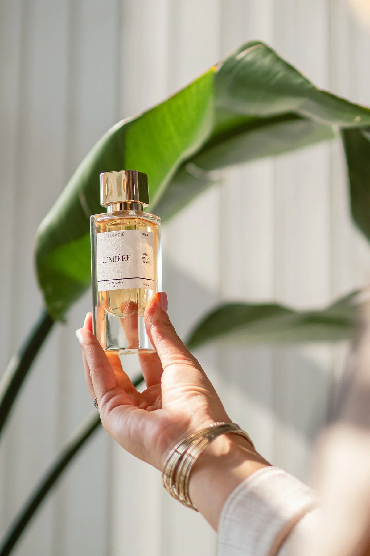 عطر زنانه LUMIÉRE ادوپرفیوم 50ML | SUGAR VANILLA GURME مرکبات مگ اورکید مشک ILLUSIONE FRAGRANCE