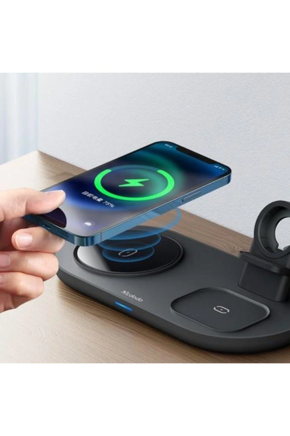 پایه نگهدارنده تلفن در خودرو 3IN1 IPHONE AIR POD APPLE WATCH MAGSAFE شارژر بی سیم BLACK CH 7061 Mcdodo