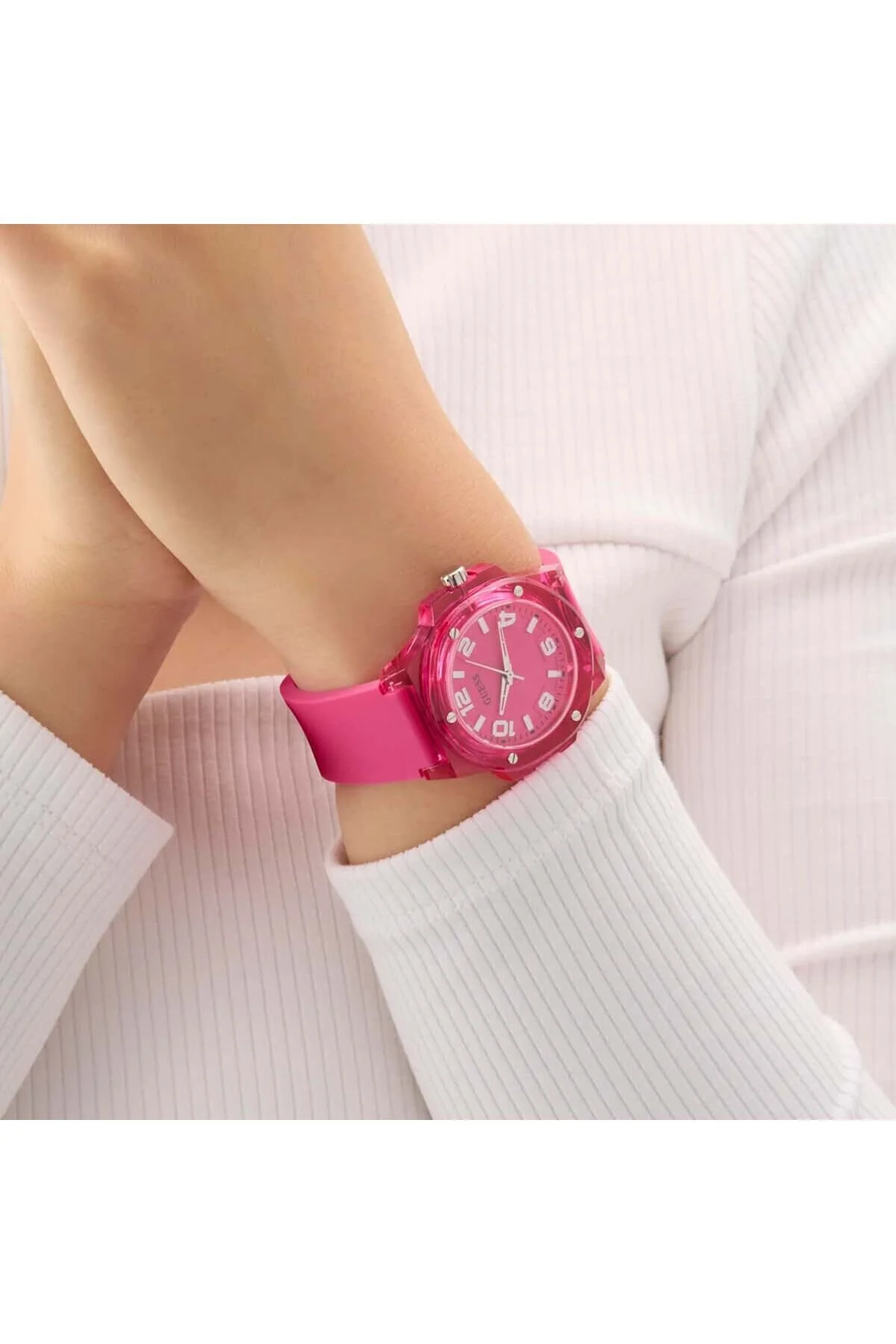 ساعت مچی زنانه GUGW0880L4 اورجینال Guess