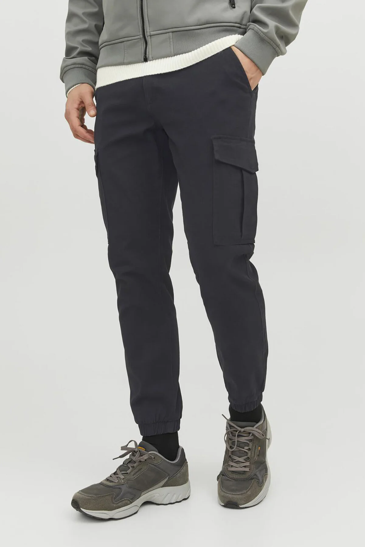 شلوار مشکی مردانه جک اند جونز Jack Jones برند دانمارک Jack & Jones