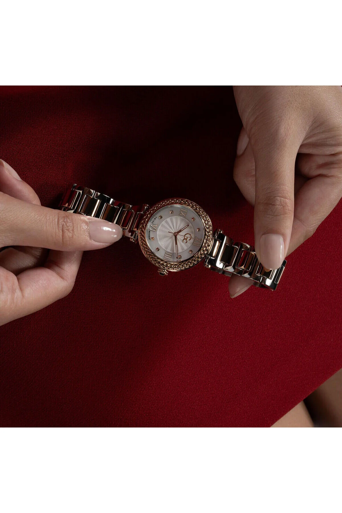 ساعت مچی زنانه GCZ41002L1MF اورجینال Guess Collection
