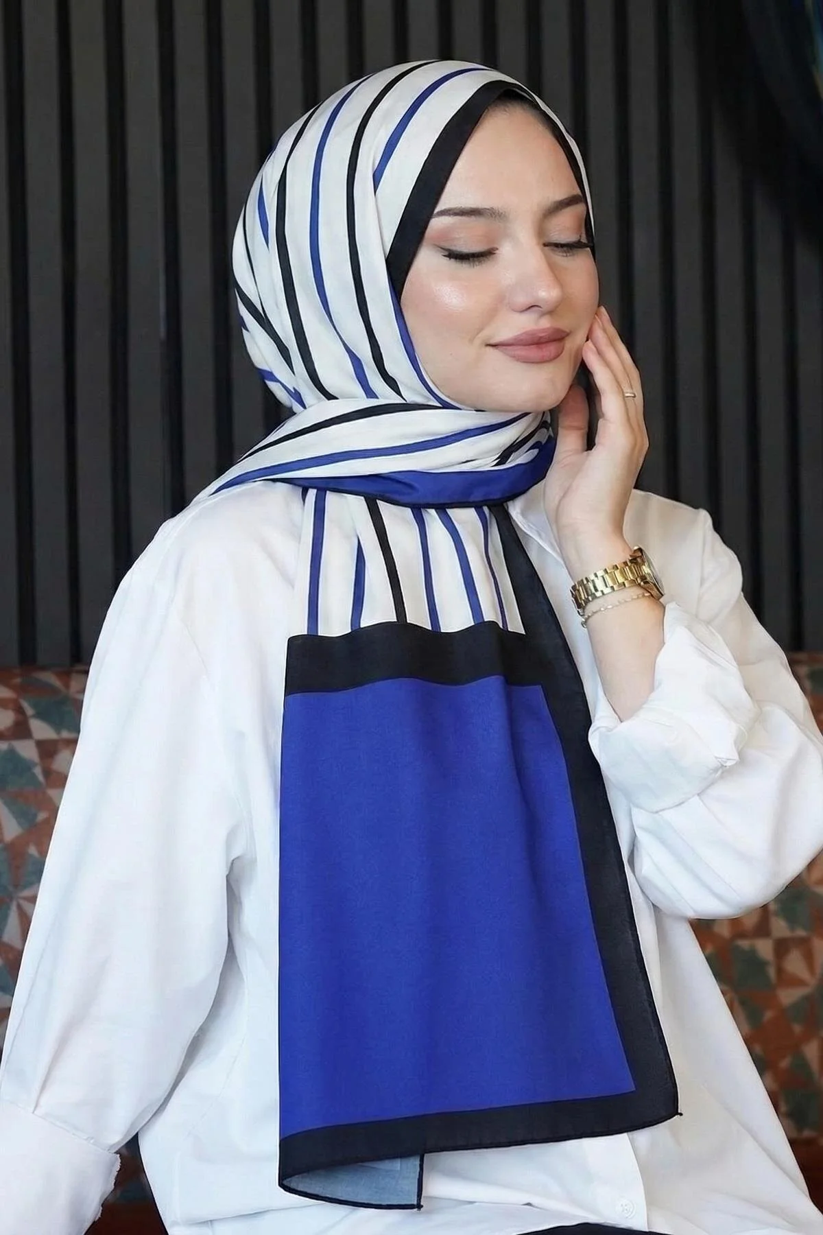 شال نخی آبی طرح گورخر AFVENTE