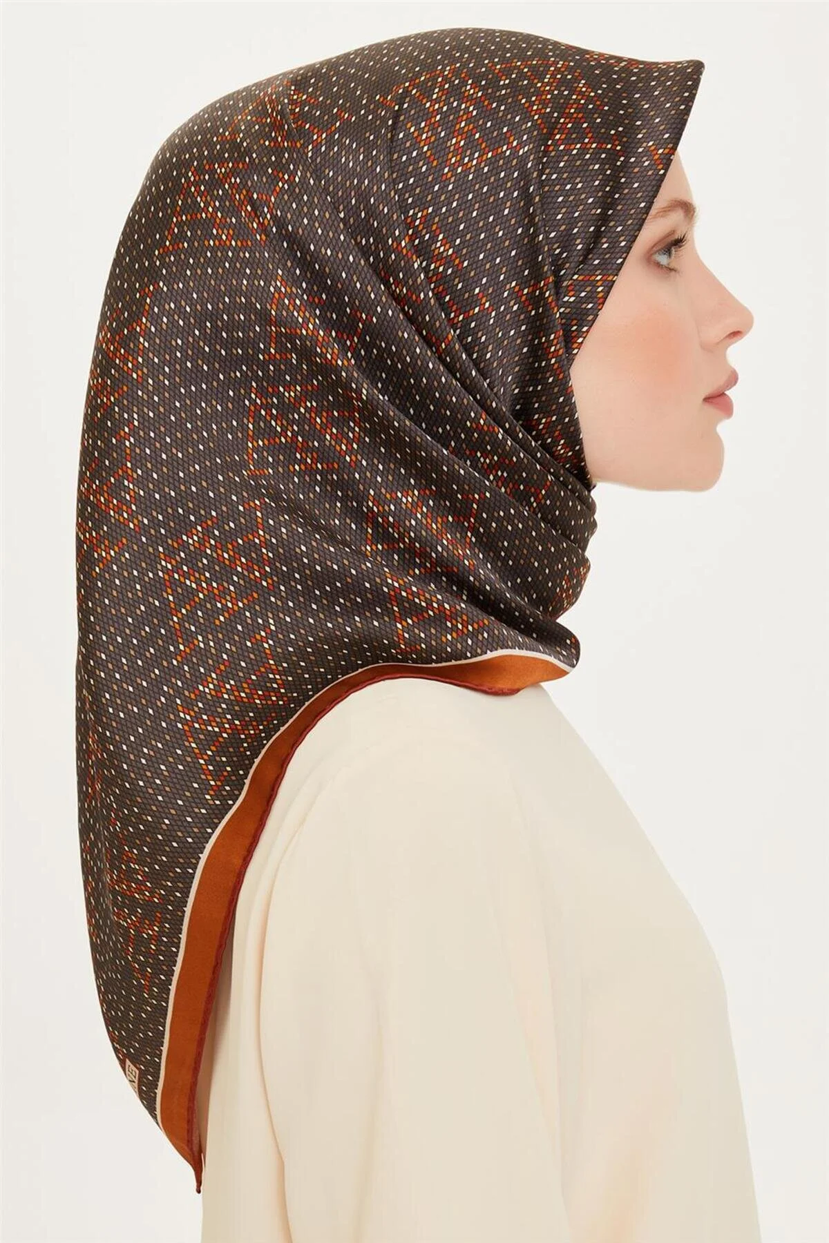 روسری چند رنگ حجاب ̇PEK 9228D TWILL 84 Armine