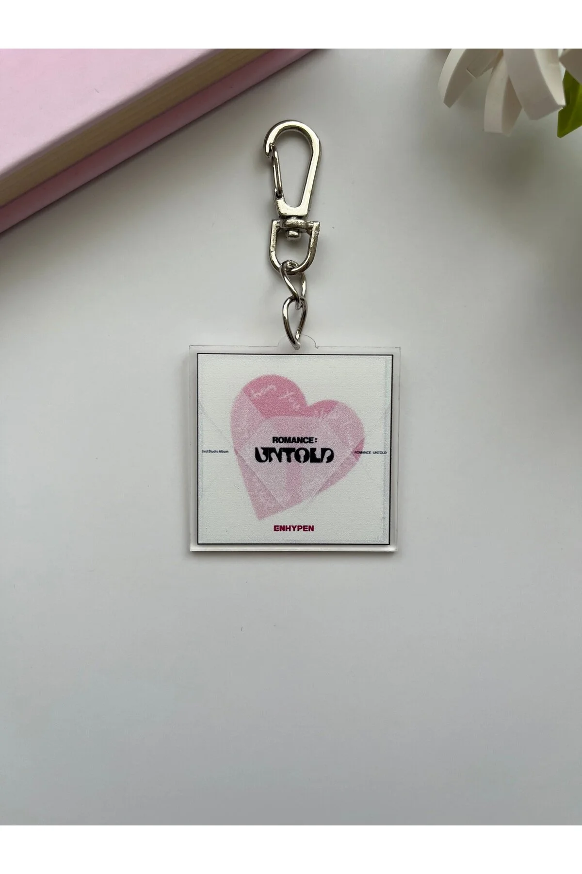 جلیقه کلید آلبوم ENHYPEN KPOP ROMANCE UNTOLD KEYCHAIN BAG CHARM Hara Company