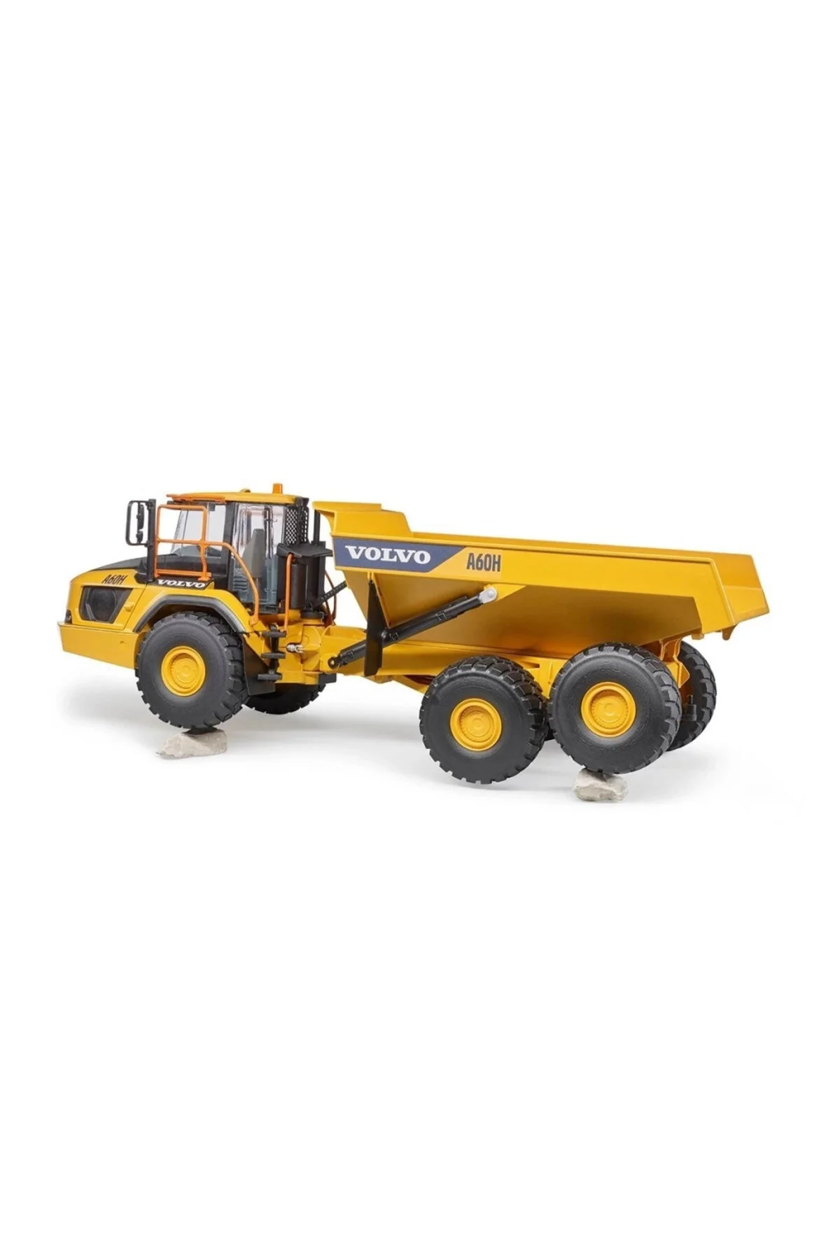 ماشین اسباب بازی کامیون بار سنگین VOLVO A60H BR02455 Bruder