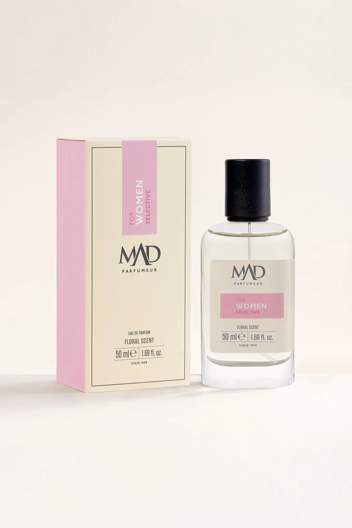 عطر زنانه 50 میلی لیتری Mad W152 Selective با رایحه‌ای خاص و دلنشین Mad Parfüm