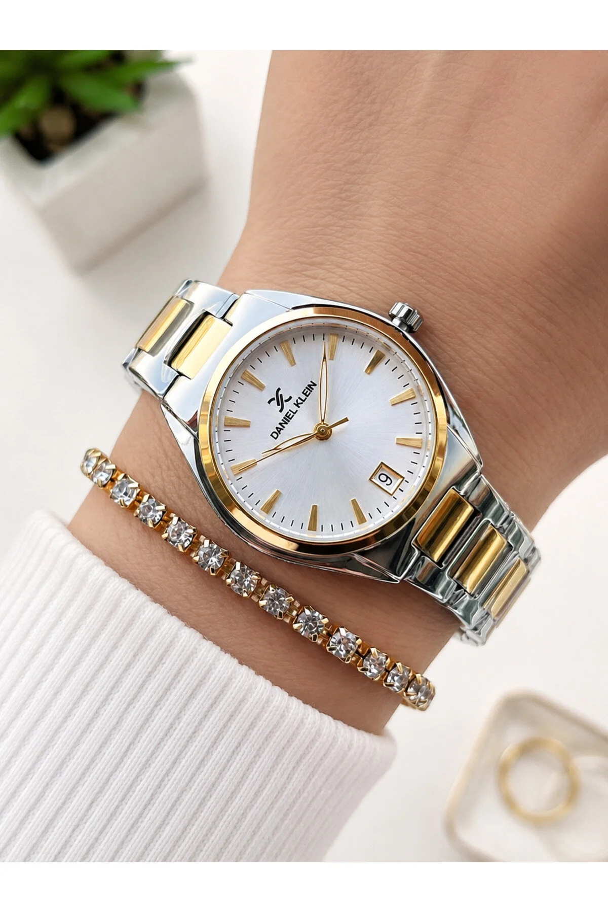 ساعت مچی زنانه + دستبند BDK.1.13623 ضد آب بند ناف استیل DANIELKLEIN RETRO TINY CASE 30 MT Daniel Klein