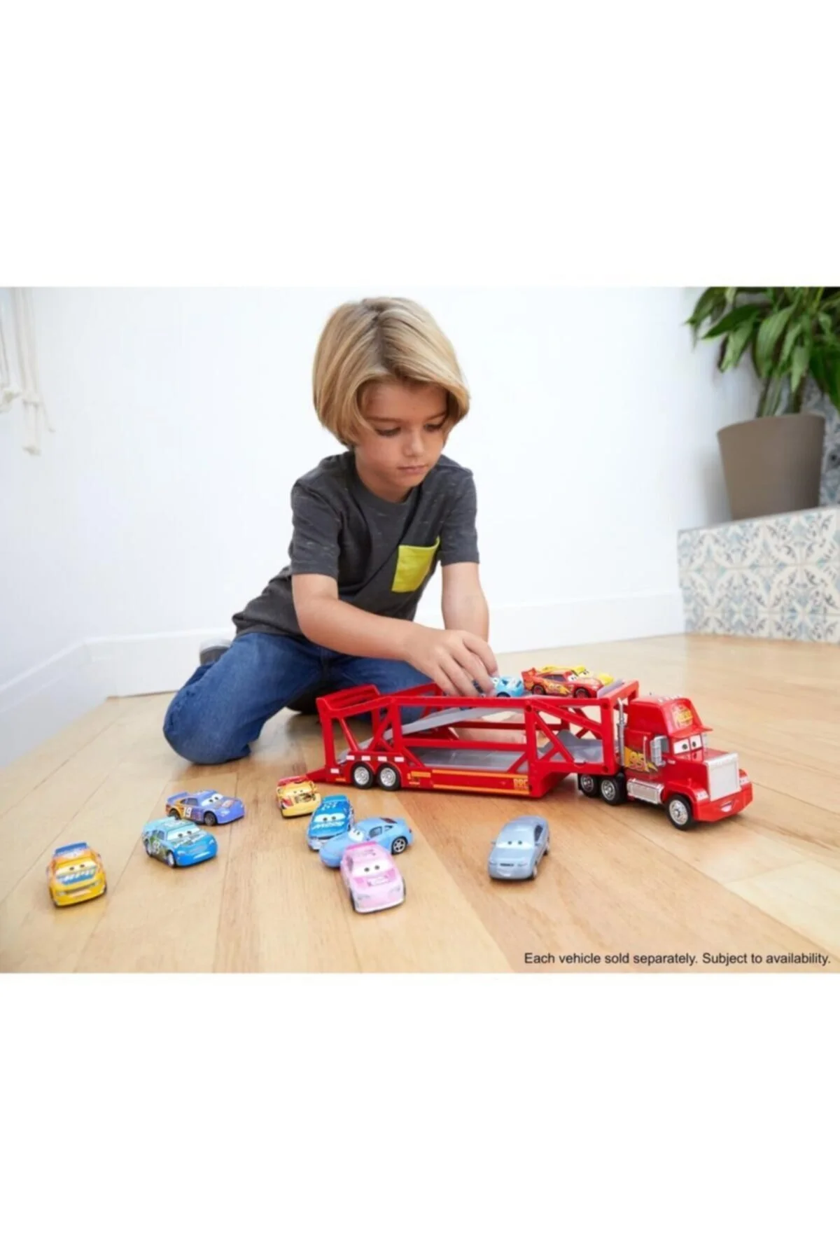 ماشین اسباب بازی CARS RACER MACK TRUCK FPX96 محصول دارای مجوز Mattel