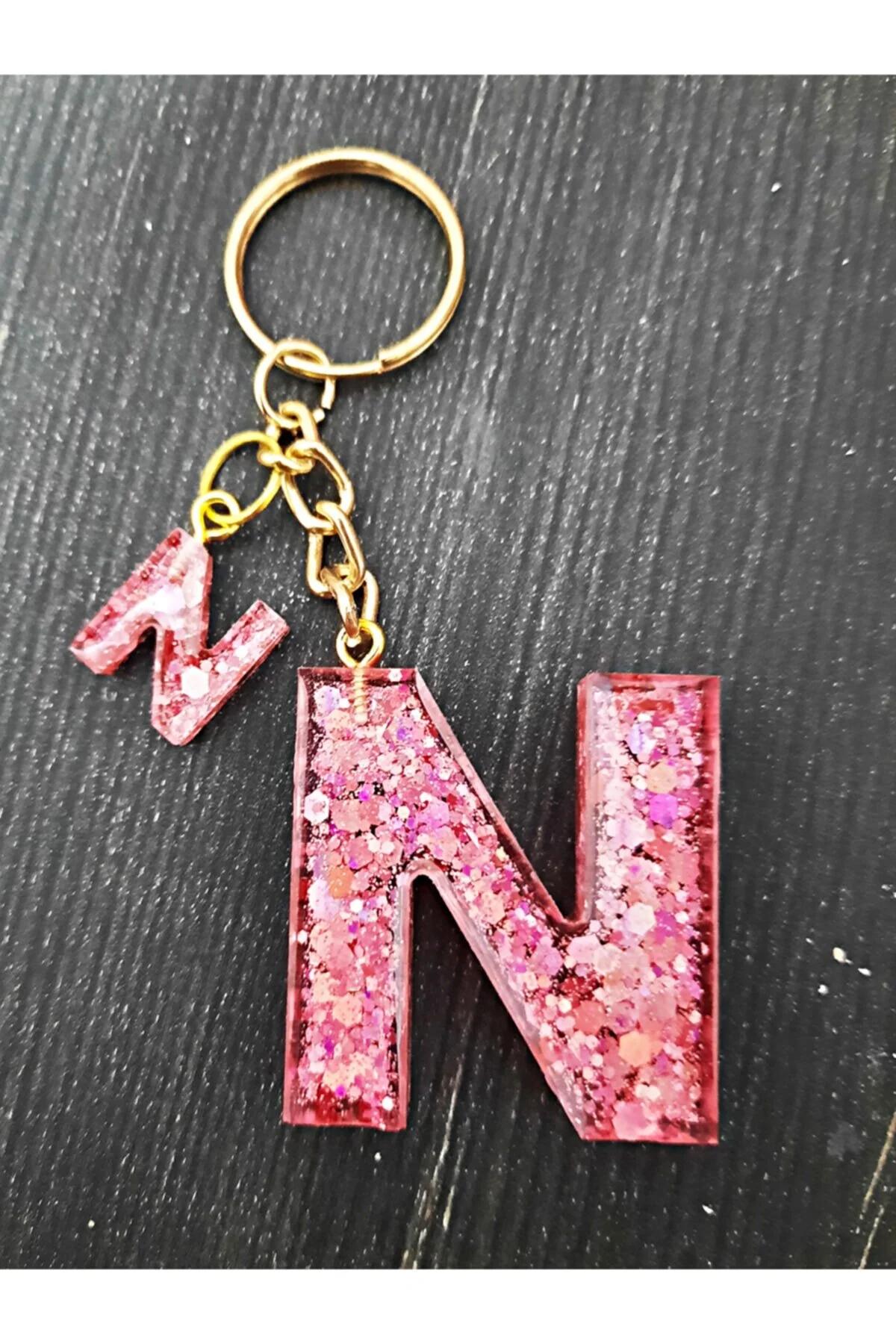 جلیقه کلید جاکلیدی N LETTER داSTY ROSE GLITTERY TINY با جزئیات اپوکسی حرف nursstore