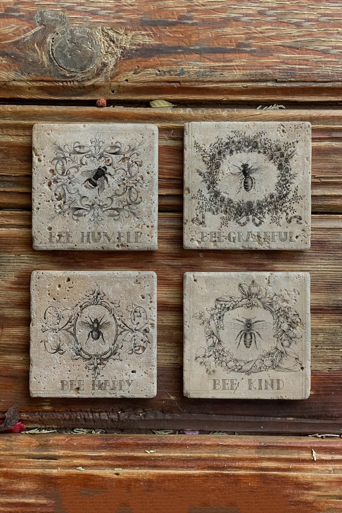 زیر لیوانی مجموعه های زنبور عسل سنگی زنبورها  Oscar Stone Decor