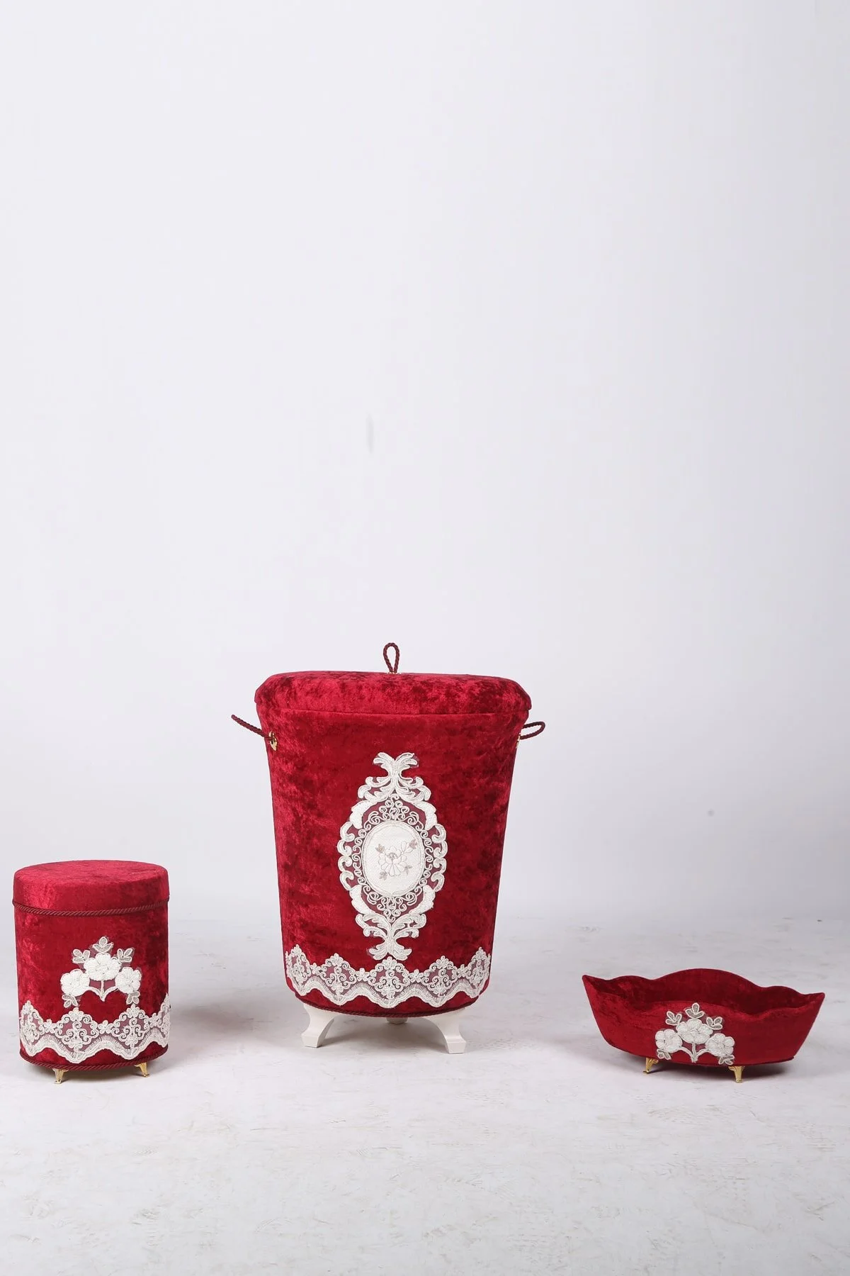 سبد رخت قرمز Lisa Bordeaux 3L حمام مخملی مجموعه لباسشویی کثیف  Bonny Home
