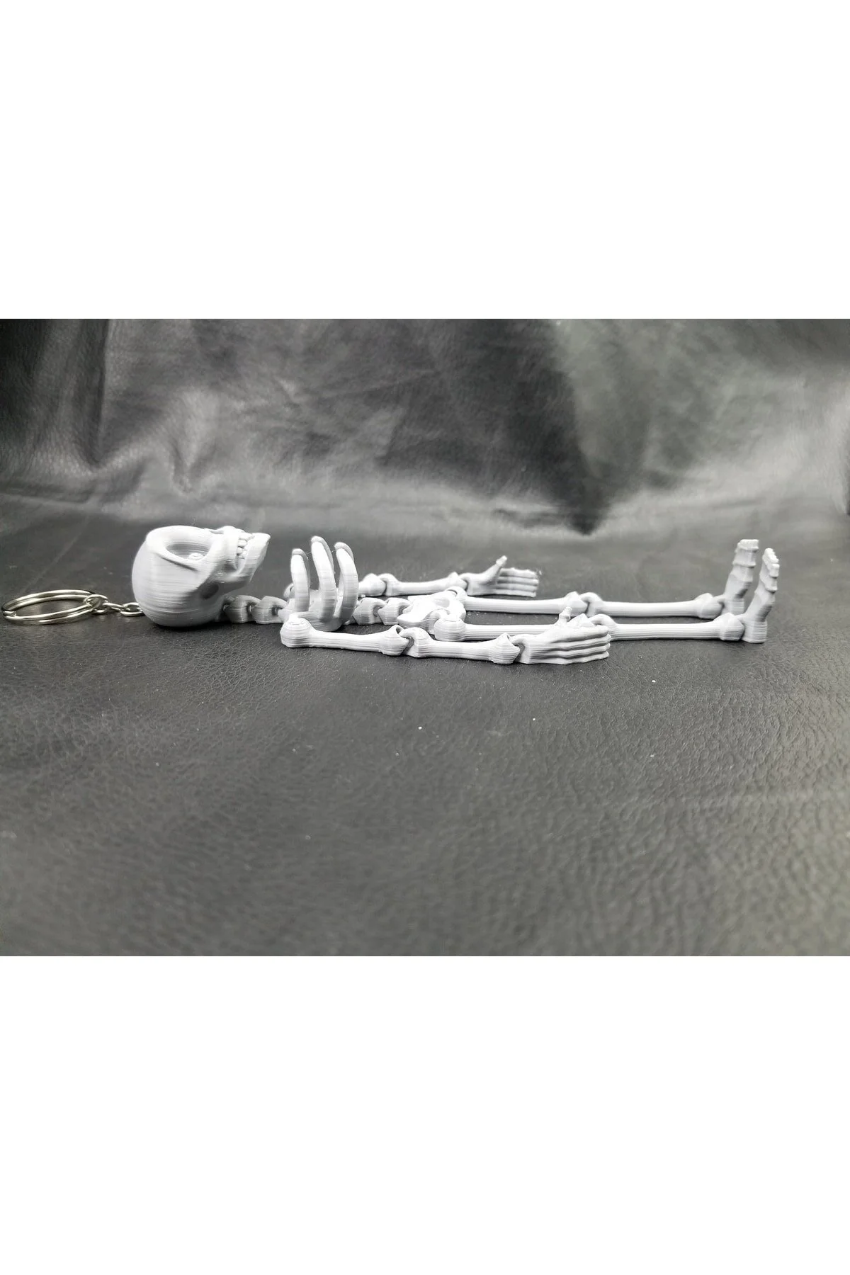 جلیقه کلید آینه اسکلت زینتی خاکستری اورجینال cenfa3d