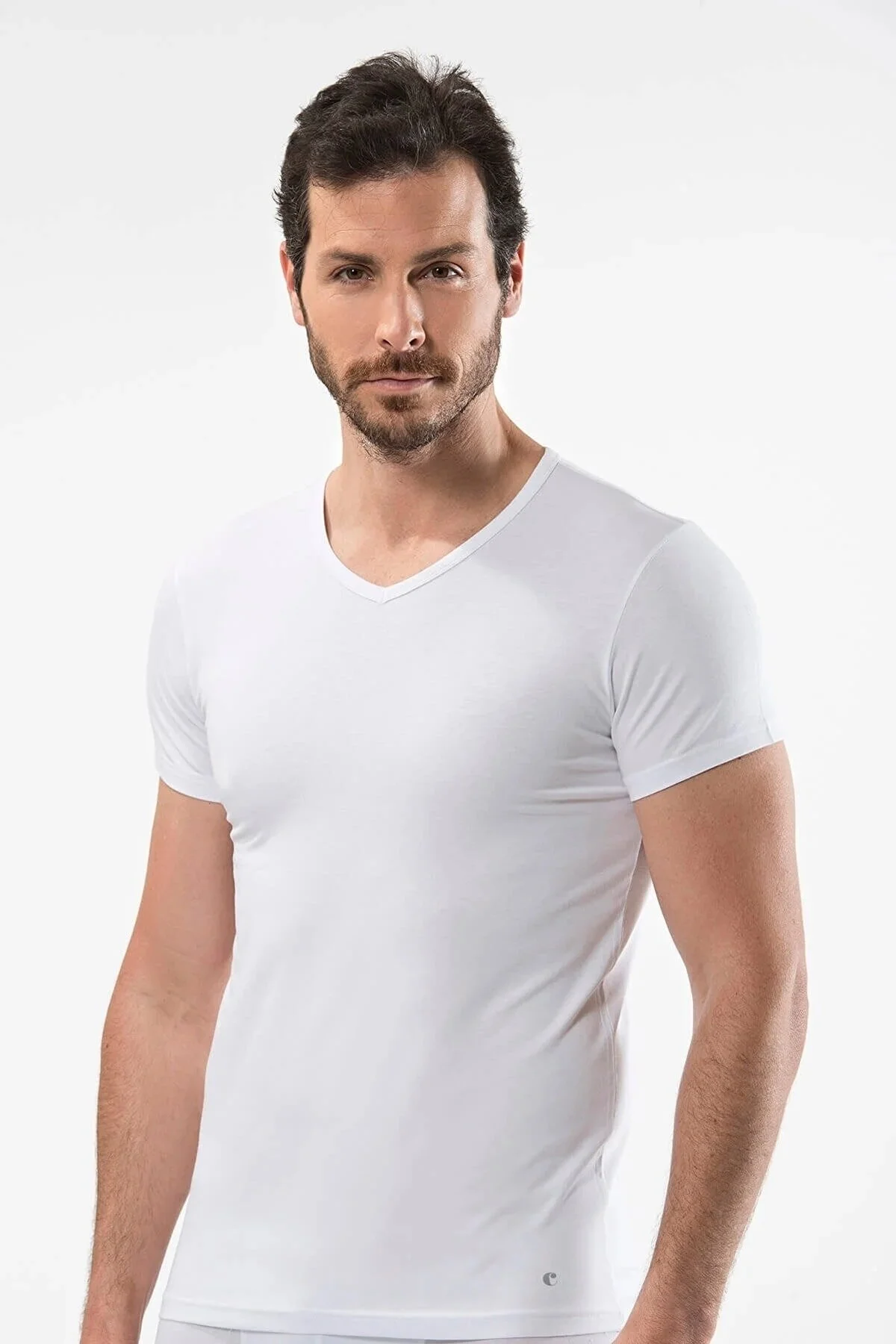 تی شرت ورزشی 3 مردانه V NECK T SHIRT 47MODAL 47 ٪ 47POMY 6 ELASTAN کاشارل Cacharel