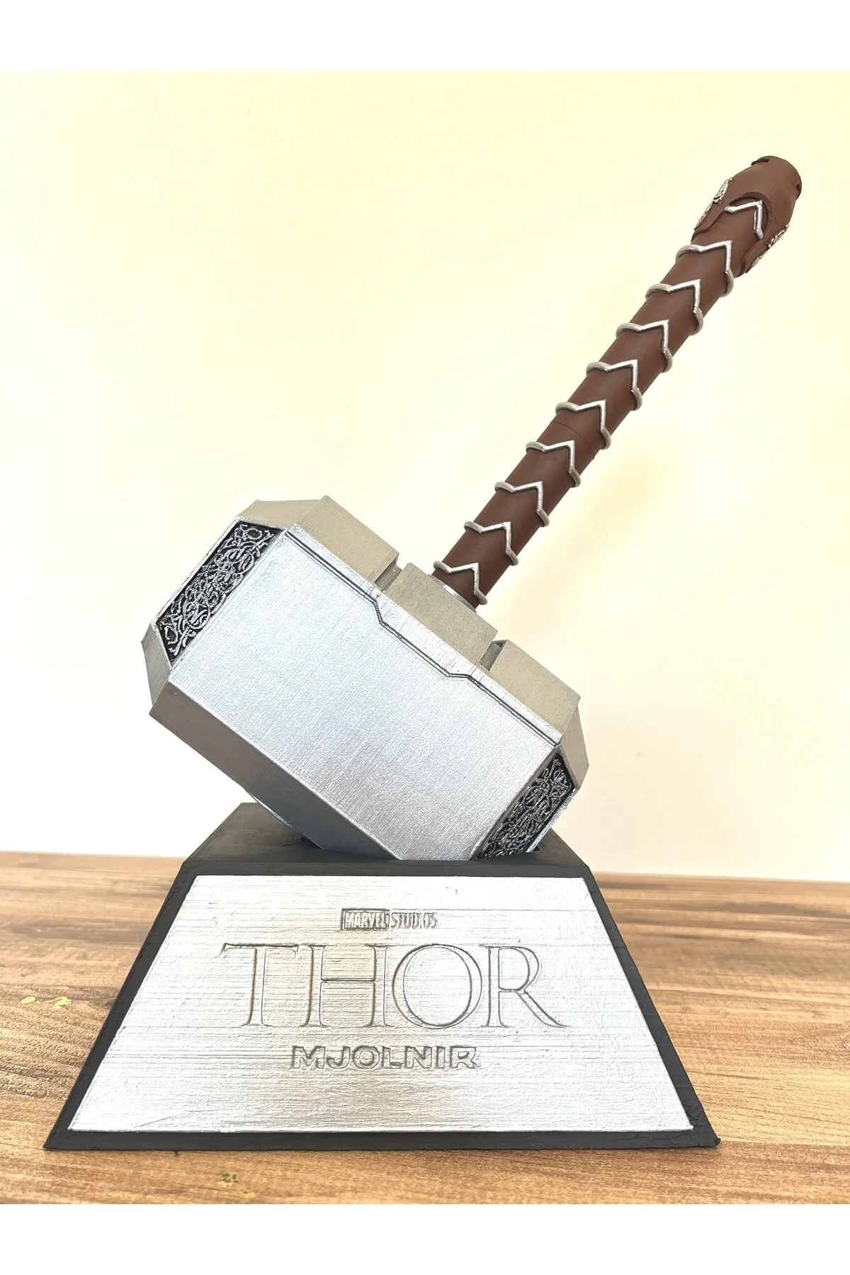 فیگور چکش MJOLNIR THOR 32 سانتی متر figurearth