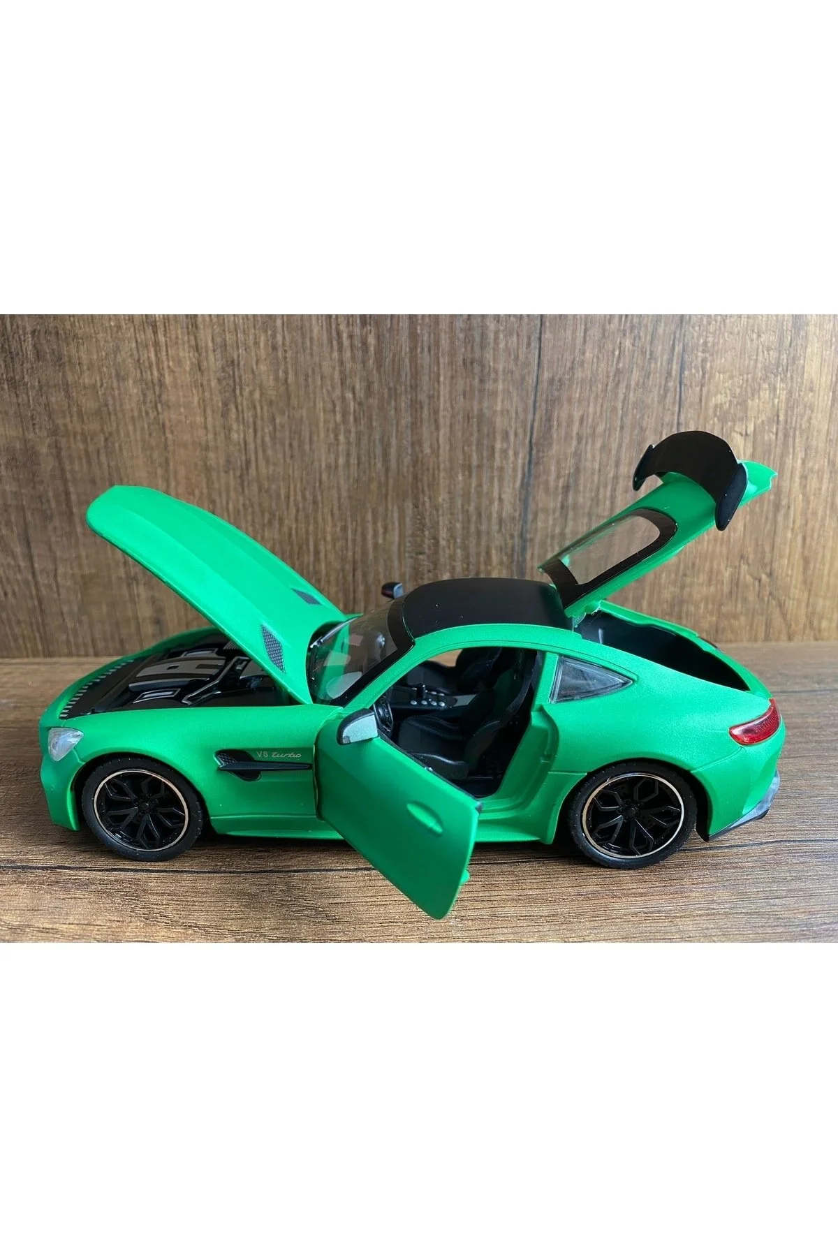 ماشین اسباب بازی MERCEDES AMG GTR DIECAST MERS مدل V8 TURBO صدای سبز scntoys