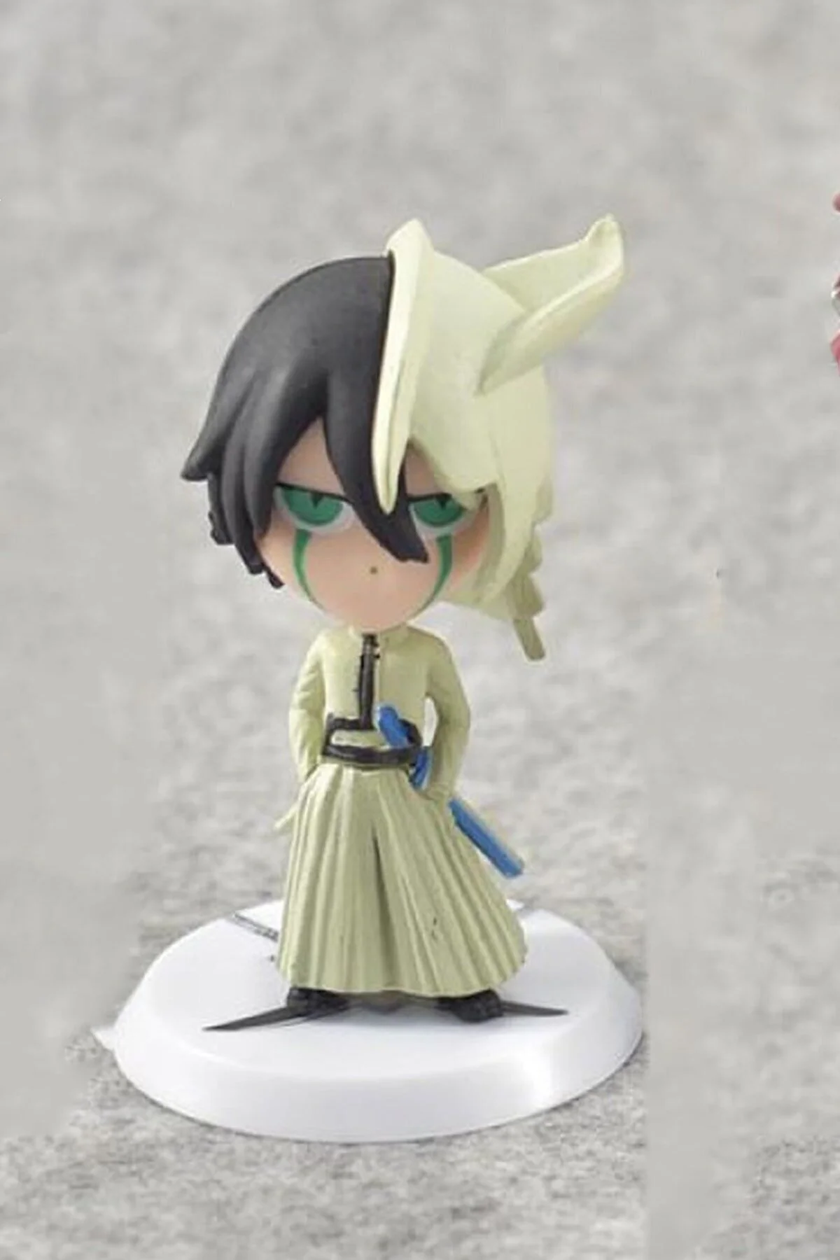 فیگور BLEACH ULQUIORRA MINI FIGURE 8 CM + بسته هدیه از ترکیه oyuncakçı savaş & europe shop