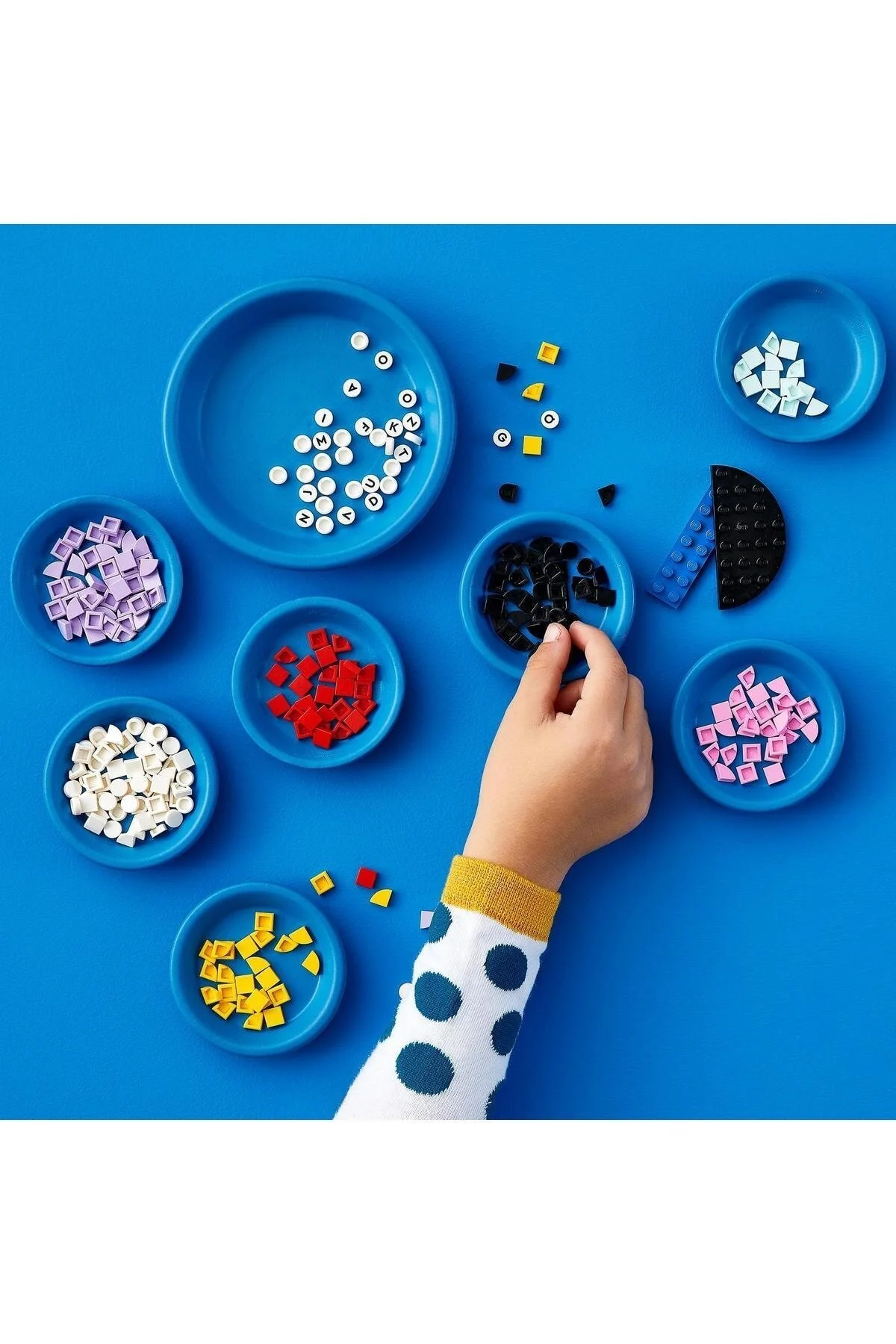 لگو و اسباب بازی های ساخت محور DOTS CREATIVE DESIGNER BOX 41938 CRAFT ORNAMENT SET ست ساز 779 عدد از ترکیه LEGO