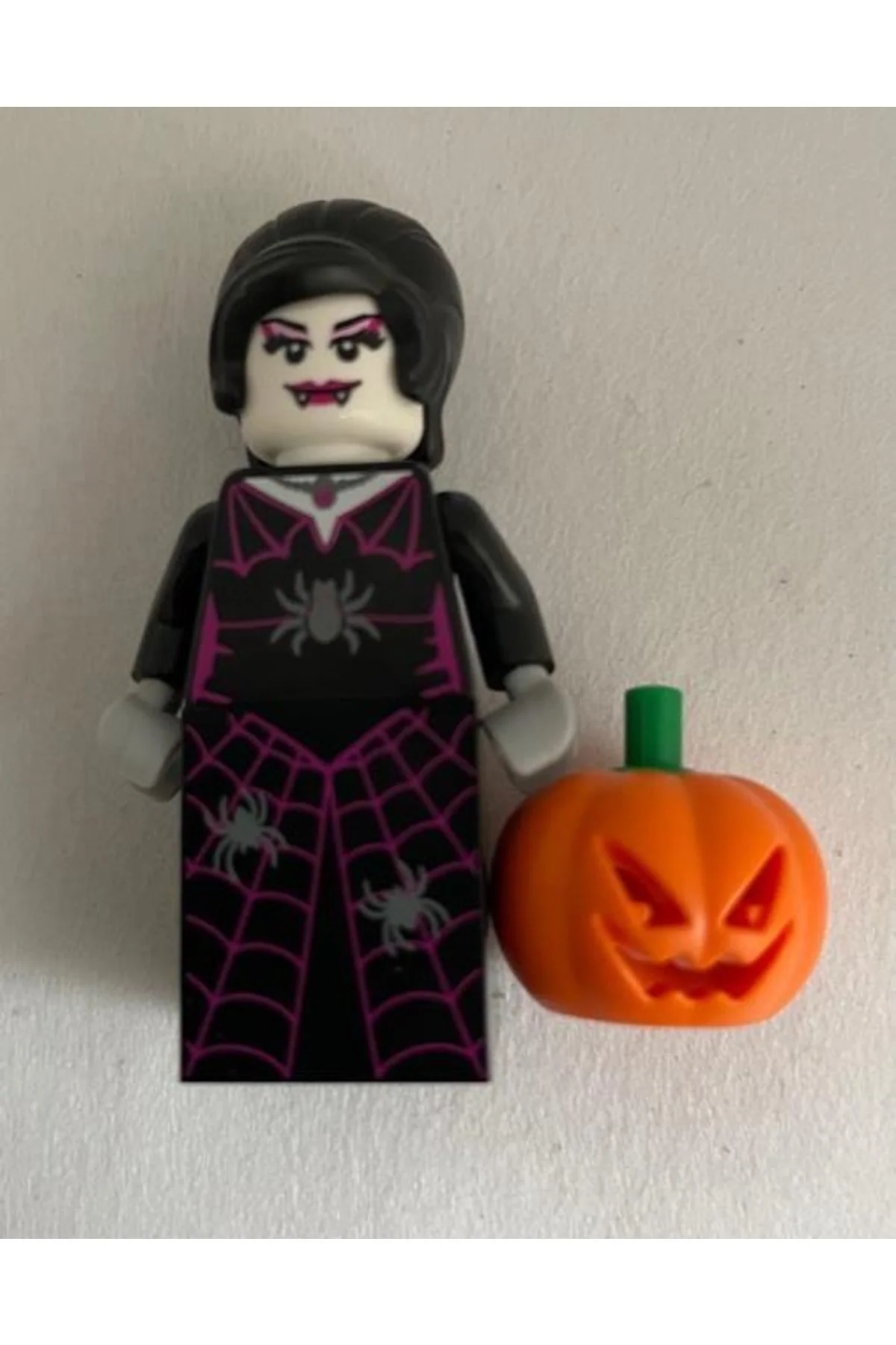 فیگور اسباب بازی وامپایر با طراحی منحصر به فرد و کیفیت عالی لگو Lego