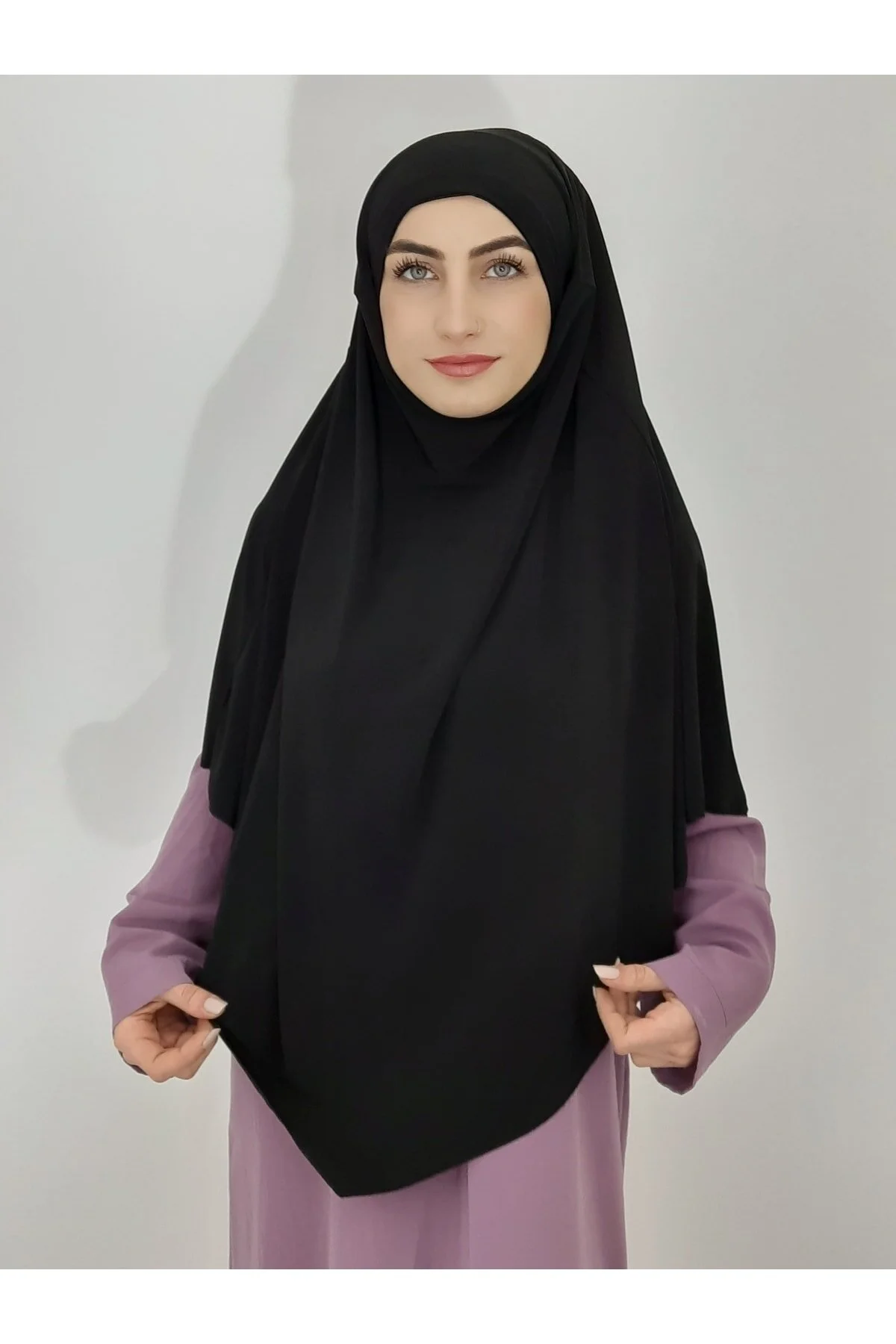 شال سوفله آماده باگلاما روسری حجاب بزرگ مناسب حج عمره پارچه شنی رنگ مشکی R&S modibone