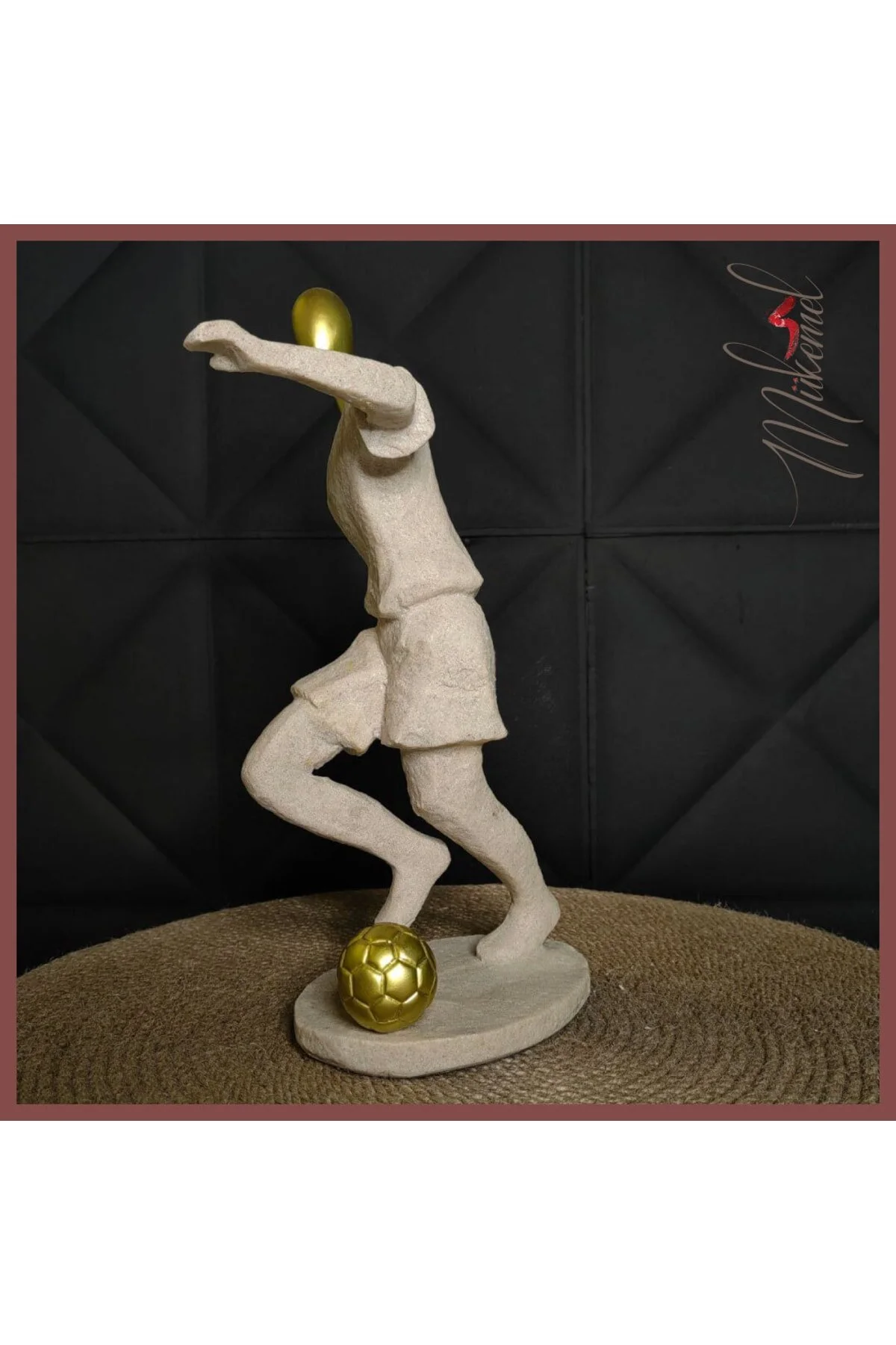 اشیاء دکوراتیو و مجسمه سفید فوتبالیست شی تزئینی تزیین میز نشیمن لوازم اداری اتاق Mukemel