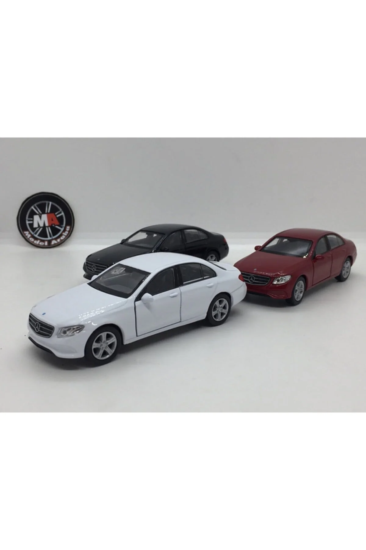 ماشین اسباب بازی مرسدس بنز E CLASS METAL CAR WHITE WELLY