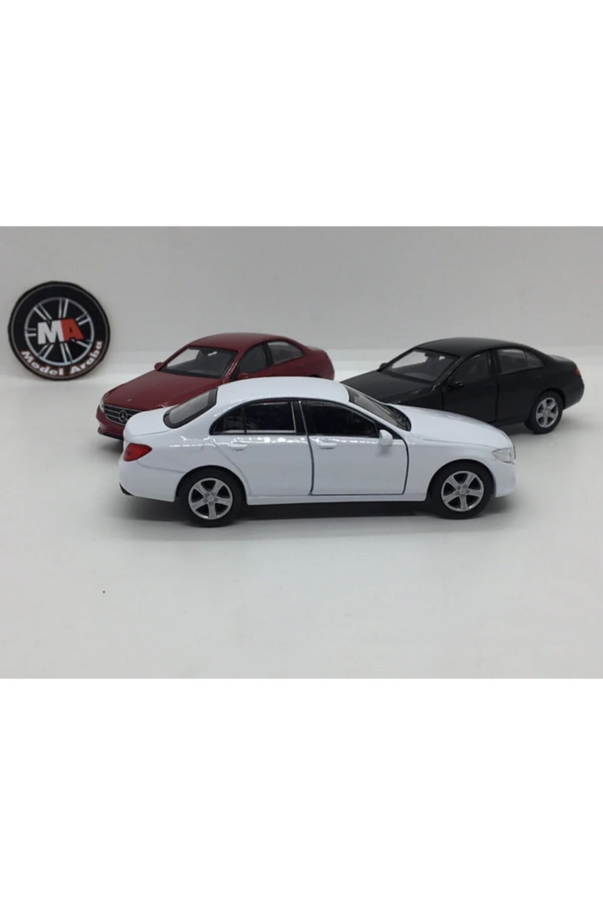 ماشین اسباب بازی مرسدس بنز E CLASS METAL CAR WHITE WELLY