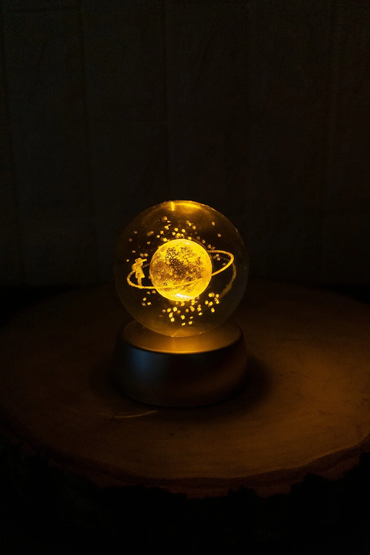 گوی برفی تغییر رنگ LED شیشه ای روشن زحل دختر گلوب لامپ ماه کامل و زیرکون باگت آویز SNOW GLOBE از ترکیه Zemtigo