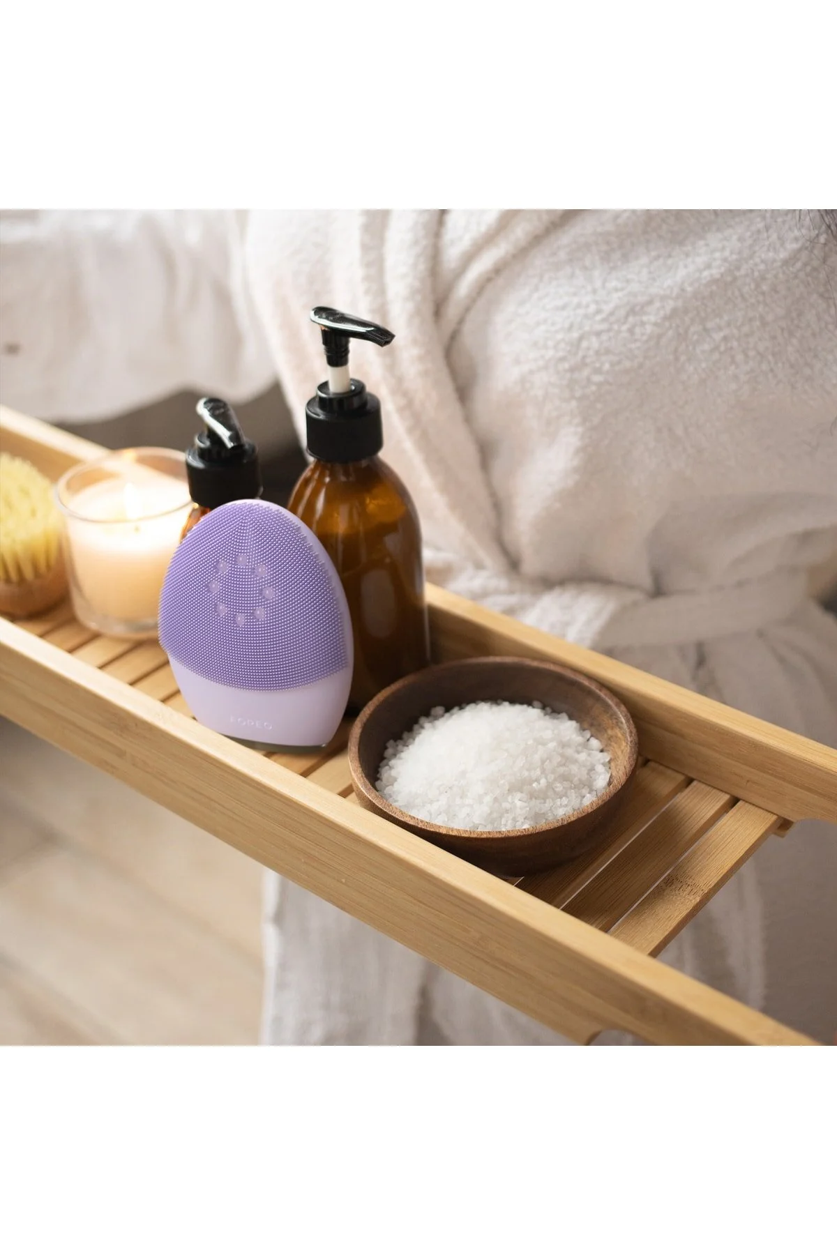 دستگاه شستشوی صورت بنفش واتر جت تمیز کردن حرارتی برای Luna ™ 4 به علاوه پوست حساس و مراقبت از چهره میکرو جریان  Foreo