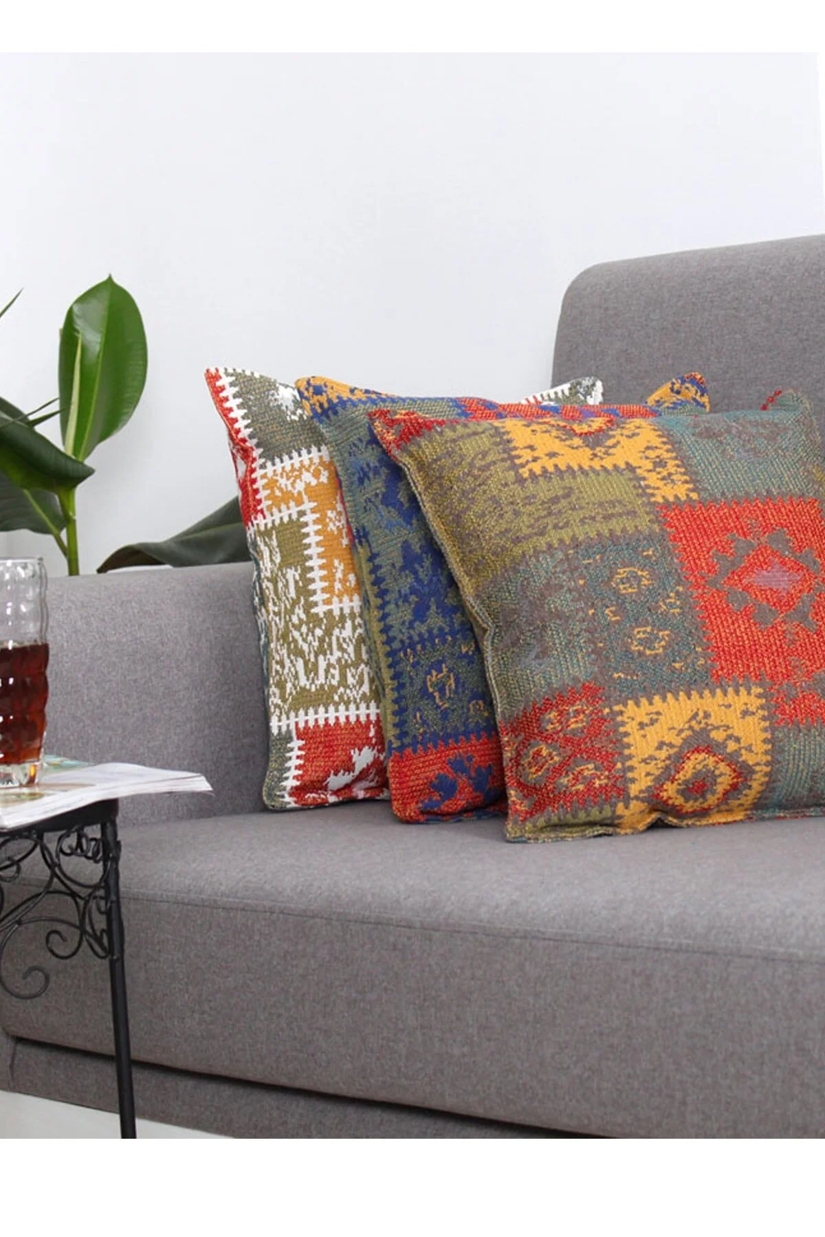کوسن و کاور فرش آبی اورجینال Lorence Home