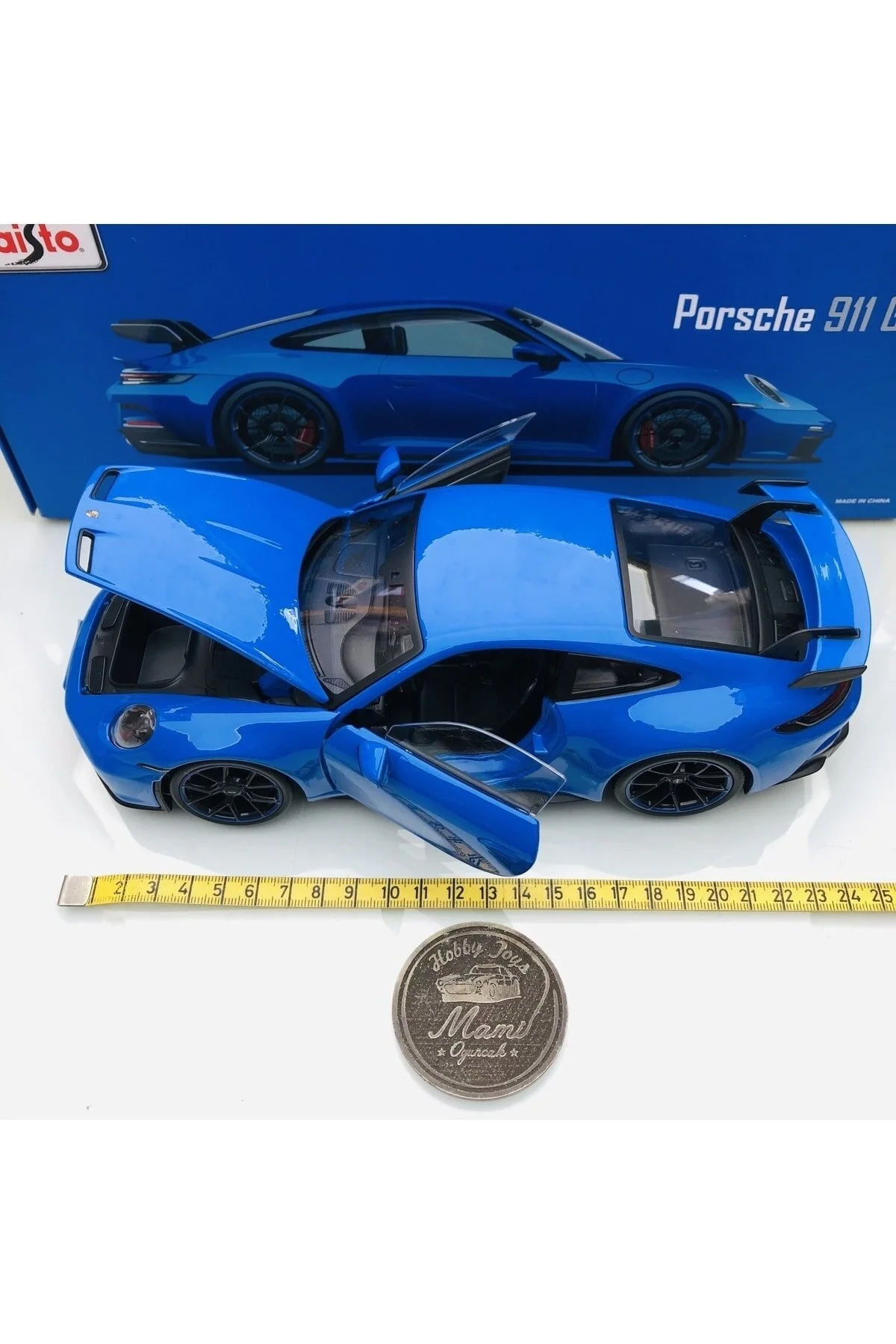 مدل خودرو جدید 2022 پورشه 911 992 GT3 BLUE 1:18 SCALE MAISTO PREMIERE Maisto
