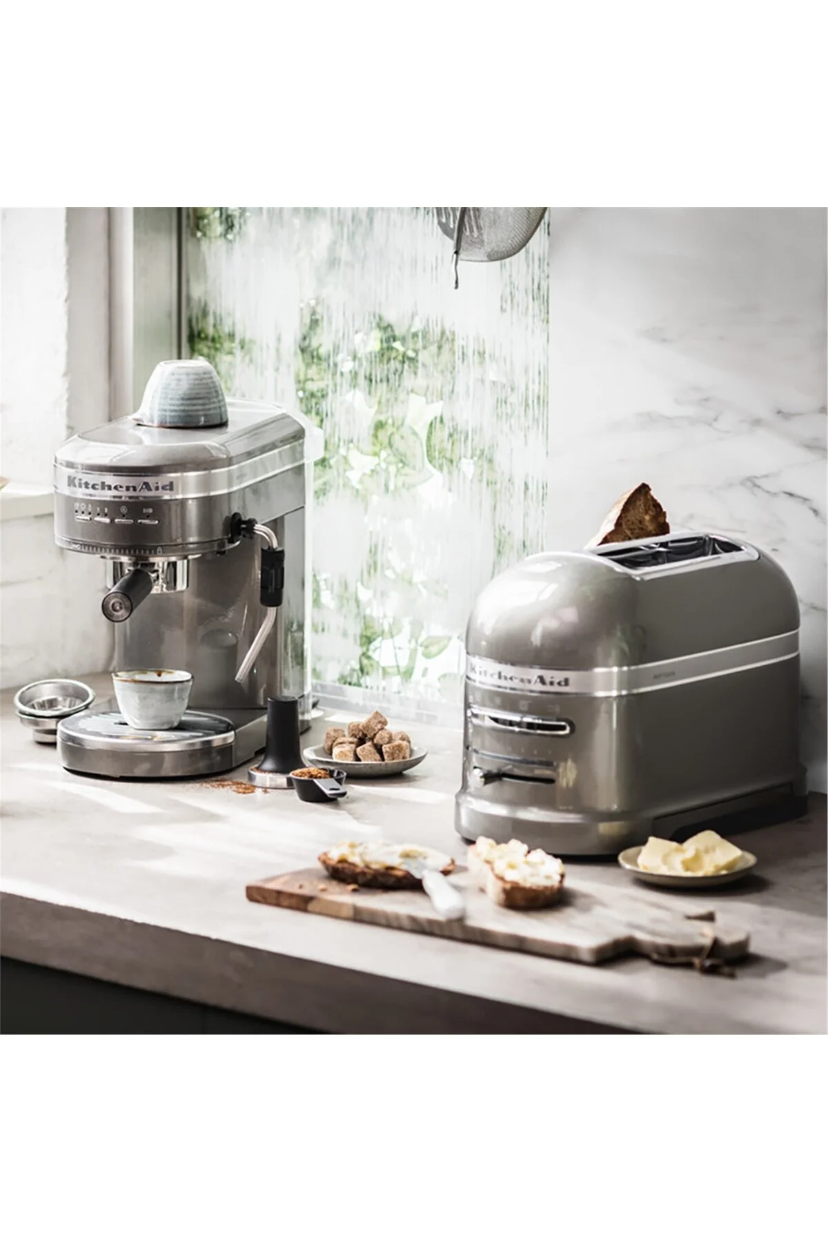 توستر خاکستری Artisan 2 برش دستگاه سرخ کردن نان 5Kmt2204  Kitchenaid