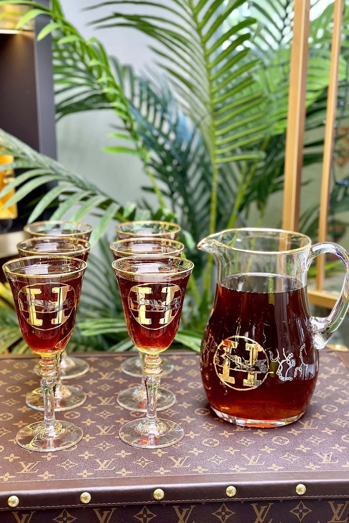 ARTER Home کوزه طلا طرح H