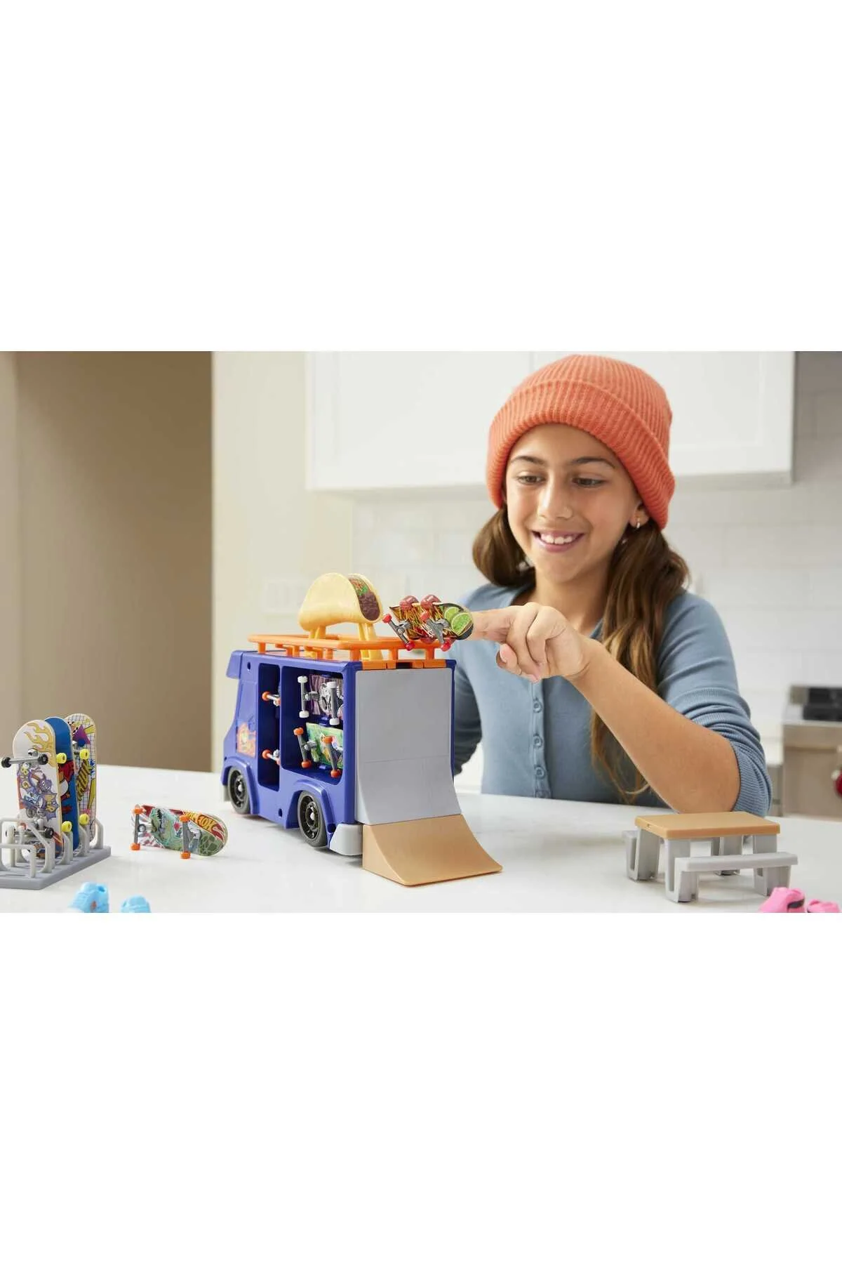 ست حرفه ای بازی اسکیت تاکو سبد خرید HMK00 HOT WHEELS