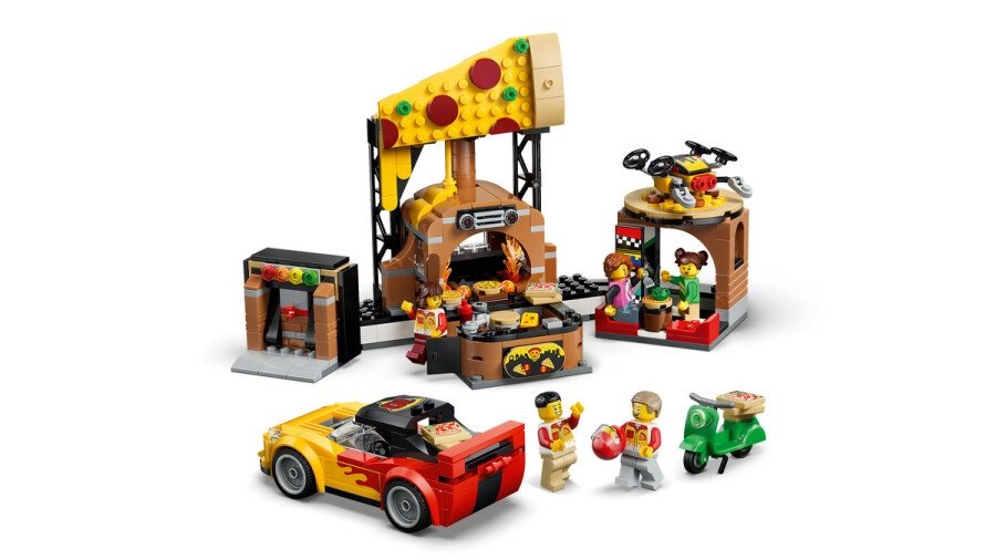 مجموعه ساختنی پیتزافروشی و وسایل نقلیه توزیع پیتزا، لگو LEGO سیتی مدل 60496، ۴۹۴ قطعه، حداقل سن ۶ سال