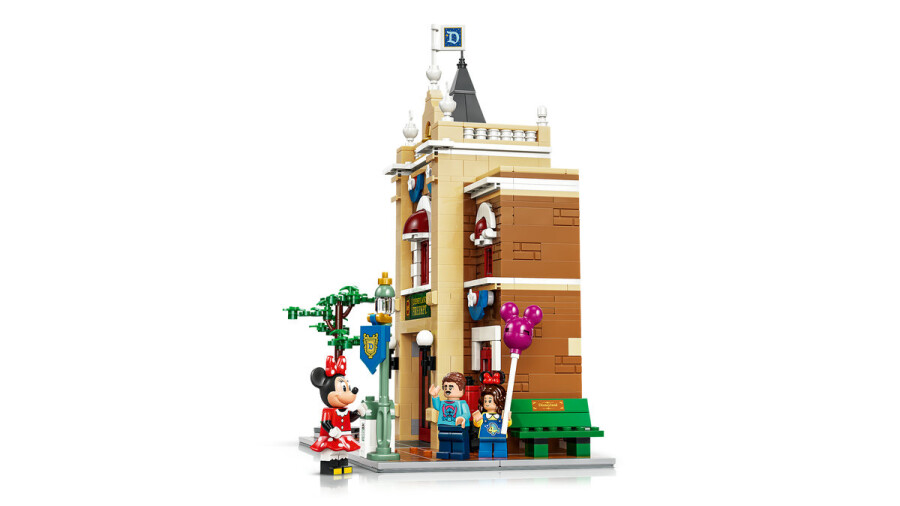 مجموعه ساختنی خیابان اصلی دیزنی، لگو LEGO مدل 43302، ۳۸۹۹ قطعه، حداقل سن ۱۸ سال