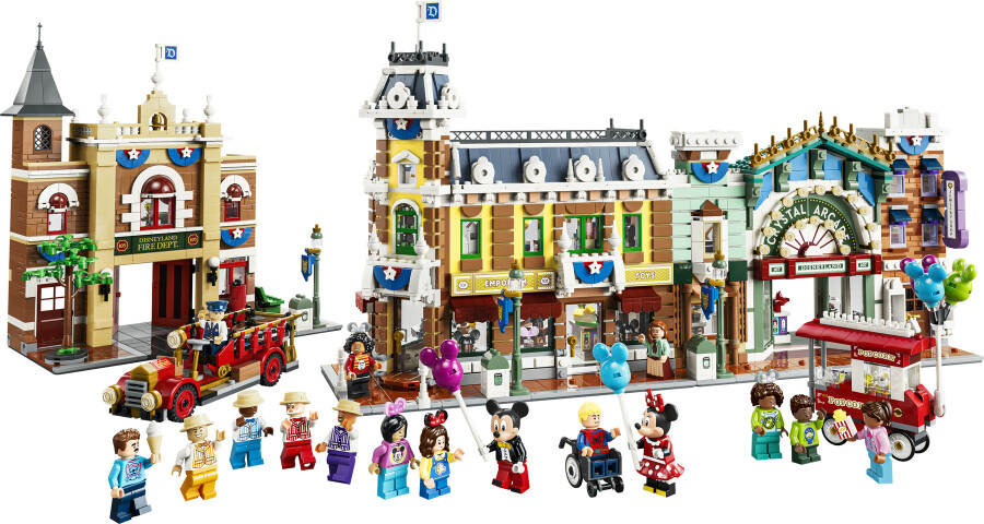 مجموعه ساختنی خیابان اصلی دیزنی، لگو LEGO مدل 43302، ۳۸۹۹ قطعه، حداقل سن ۱۸ سال